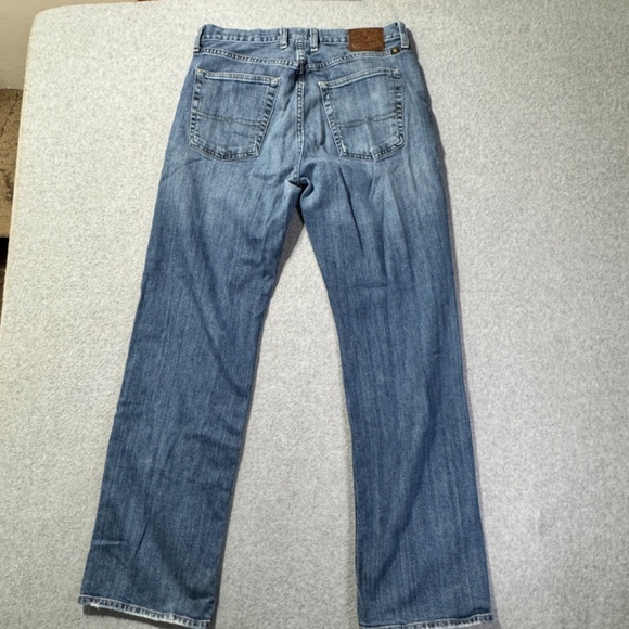 Lucky Brand Jeans Mens 32x32 181 Relaxed Straight Denim Blue American Solid Work - Picture 8 of 11